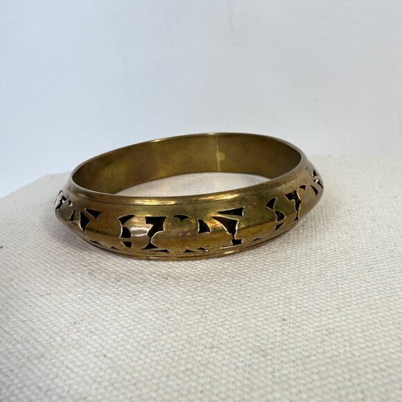 Brass Cutout Floral Bangle Bracelet Layers Gold-Tone Funky Stackable Boho Chunky - Picture 7 of 8